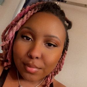 Meet your Posher, Ayanna